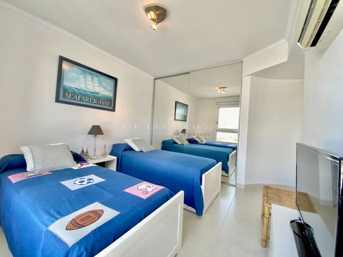 Apartamento En Alquiler De Tres Dormitorios, Punta Del Este