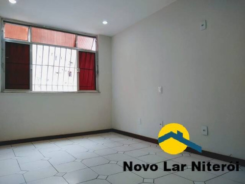 Imagem 2 de 15 de Excelente Apartamento Reformado Com 60 M² De 2 Quartos Com Vaga. - 763