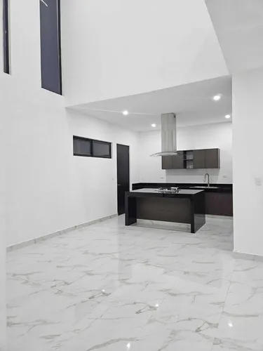 Casa (2p + 4 R) En Privada Morera En Cholul