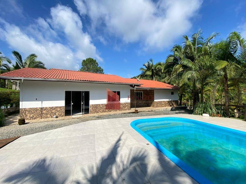 Imagem 1 de 18 de Venda: Chácara Com 2 Suítes E 2 Dormitórios, 12.000 M² - Brilhante Ii - Itajaí/sc - Ch0003