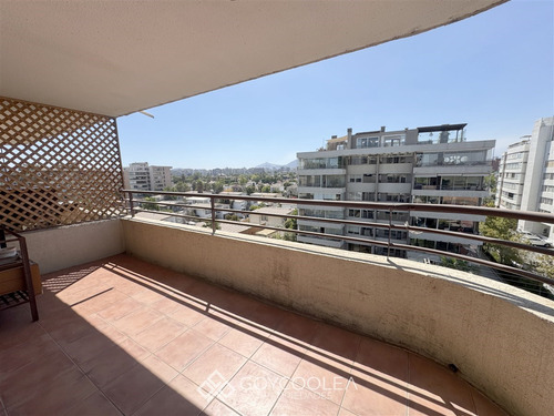 Departamento En Venta De 2 Dorm. En Las Condes