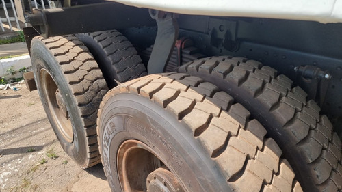 Imagem 5 de 15 de Mercedes-benz Axor 4144 6x4 Ano 2013/2013 Caçamba