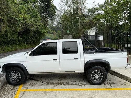 Nissan D21 2.4 4x2