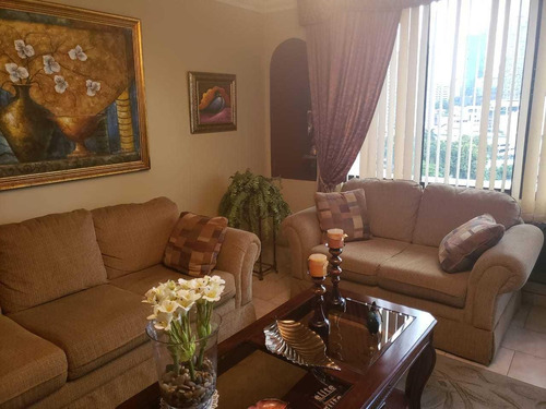 Imagen 3 de 14 de Venta De Apartamento Céntrico En Ph Marazul Marbella 20-1484
