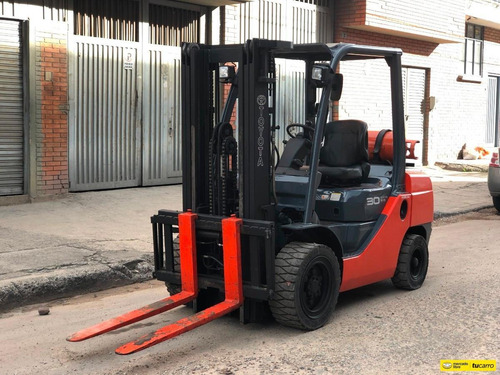 Montacargas Toyota 308fgj35