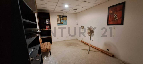 Alquiler Local Subsuelo Oficinas 300 Metros San Isidro