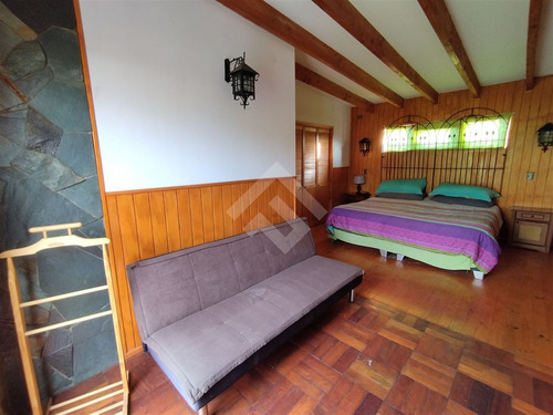 Casa En Arriendo De 3 Dorm. En Olmué