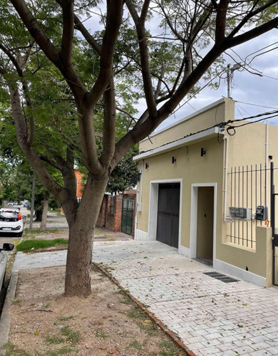 Venta Casa A Nueva Malvin Ph 2 Dormitorios 1 Baño Patio