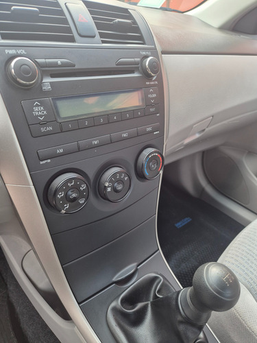 Toyota Corolla 1.8 Xli Mt