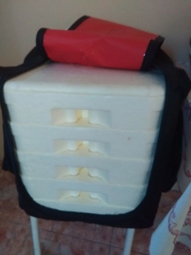 Imagem 3 de 5 de Bolsa De Motoboy Para Marmitex Capacidade Para 20 Marmitas