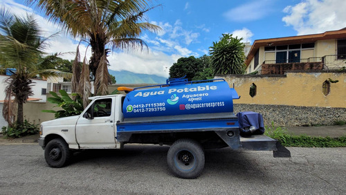 Servicio De Agua Potable Camión Cisterna 