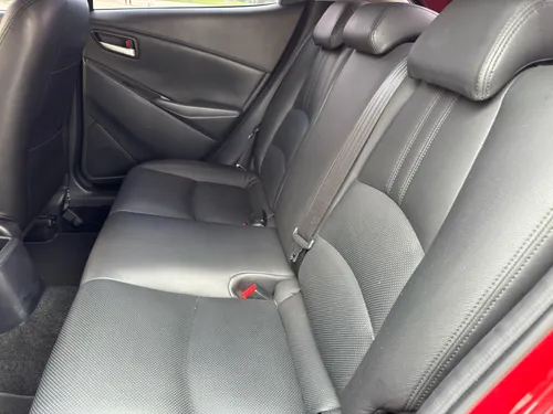 Mazda 2 1.5 TOURING AUTOMATICO HB