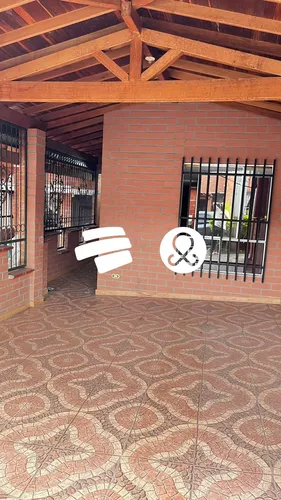 Casa En Venta De Tres Niveles En Itagüí