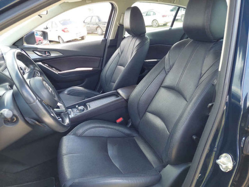 Imagen 10 de 15 de Mazda 3 2018 4p Sedán S Grand Touring L4/2.5 Aut