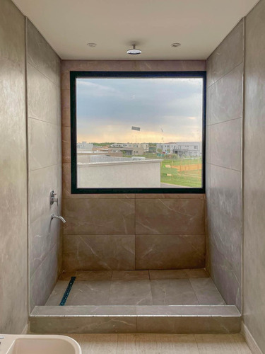 Casa En Venta | 3 Dorm | Area 11 | Barrio San Sebastian | Escobar