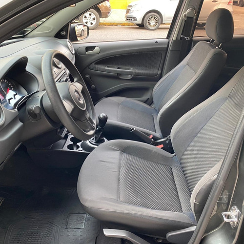 Volkswagen Voyage 1.6 Comfortline 101cv