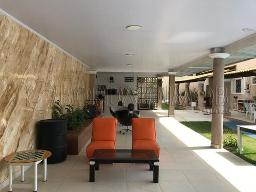 Imagem 29 de 30 de Arniqueiras Casa Com 600m² De Área Construída, 3 Quartos Sendo Todos Suítes + Área De Lazer Completa! Estuda Permuta E Aceita Carro. - Villa132429