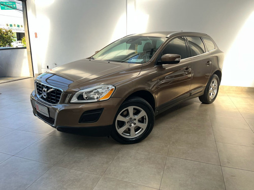 Volvo XC60 2.0 T5 COMFORT FWD TURBO GASOLINA 4P AUTOMÁTICO