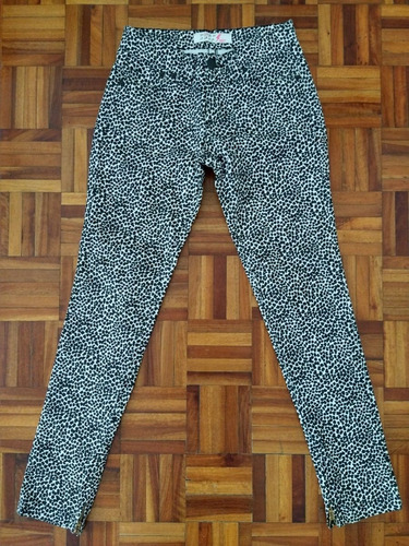 Pantalón Chupín Animal Print Tiro Medio Complot Talle 24