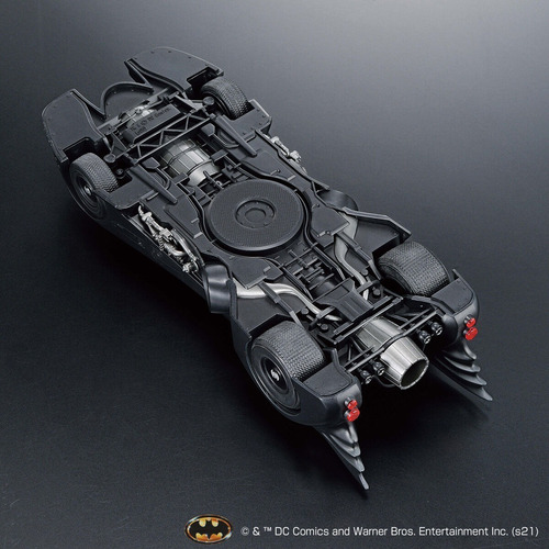 Batman 1989 1/35 Escala Plastic Model Kit Batimobil Bandai (Usado)