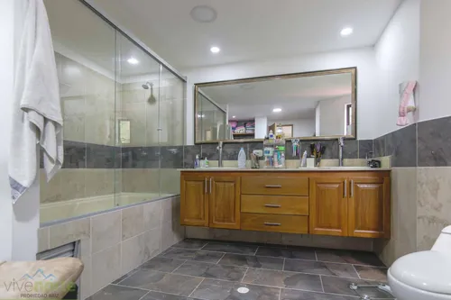 Apartamento En Venta En Poblado Norte Copacabana. Cod V13044