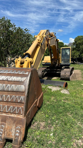 Excavadora Komatsu Pc300-lc5