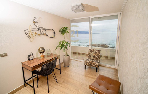 Departamento En Venta En Edificio Península
