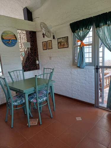 Casa Dos Dormitorio Con Piscina En Parque Del Plata