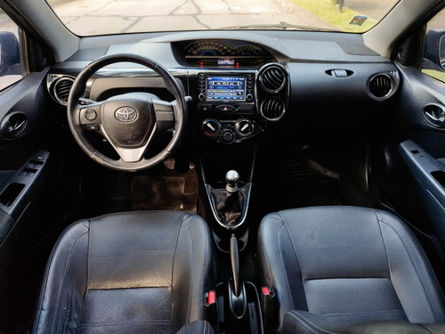Toyota Etios 1.5 Platinum 4 p