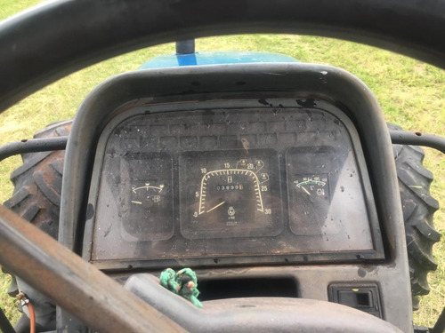 Imagem 18 de 19 de Trator New Holland Tl75e 2008 4x4 (motor Novo) Revisado