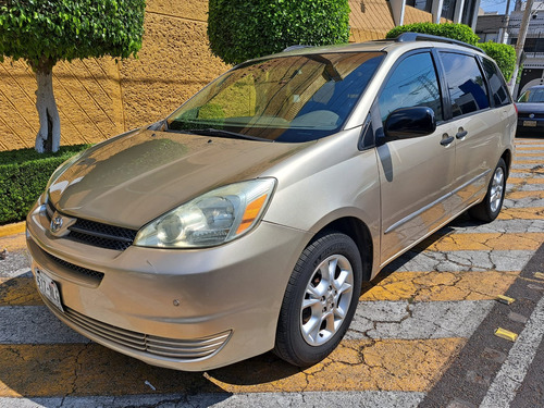 Toyota Sienna Le Aa Ee At