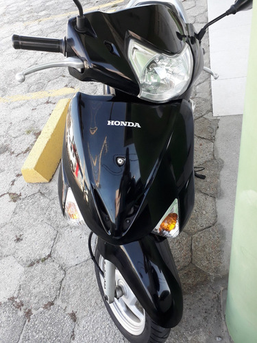 Linda Honda Lead Preta.. Econômica E Com Baixa Km..