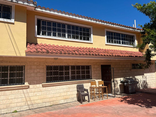Vendo/alquilo Casa En Arroyo Hondo, Distrito Nacional