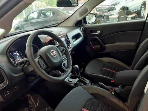 Fiat Toro 2021 1.8 16v Freedom Flex 4x2 Aut. 4p