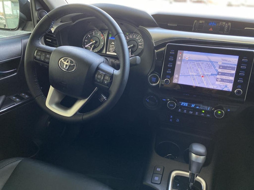 Imagem 9 de 12 de Hilux Cd Srv 4x4 2.8 Tdi Diesel Aut.