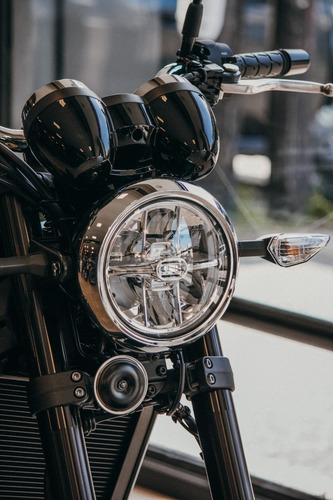 Imagen 3 de 15 de Kawasaki Z900 Rs 2021 0km No Bmw Nine T Ducati Scrambler