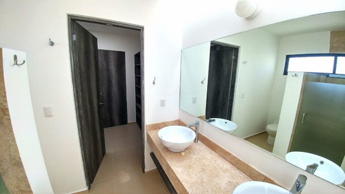Preciosa Residencia En La Condesa Juriquilla, 4ta Recamara En Pb, Sala Tv, 4 Bañ