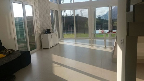 Imagem 16 de 18 de Casa Em Afhaville. - 2000403