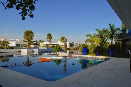 Imagem 25 de 30 de Casa À Venda Em Xangri-lá - Ca00715 - 32283245