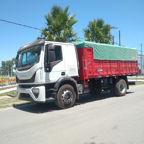 Carrocería Guajardo Y Linares Baranda Volcable Con Cuchetin