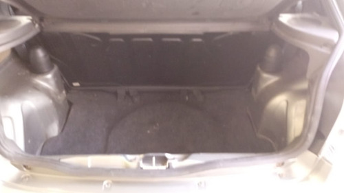 Fiat Palio Celebration 1.0 Flex