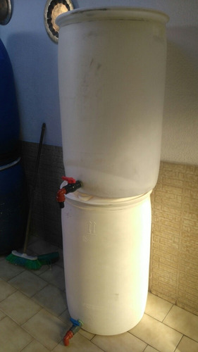 Envase Bidón Tambor Plastico 200 Lts Canilla De Una Pulgada (Usado)