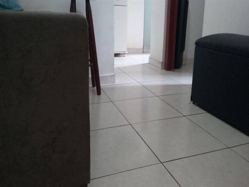 Imagem 5 de 30 de Apartamento Em Bom Estado Com Uma Otima Localizacao Para Voce E Para Sua Familia Perto De Onibus Escolas Padarias Cursos Profissionalizantes Tudo Para Voce Aproveitar Ve - Hm2042