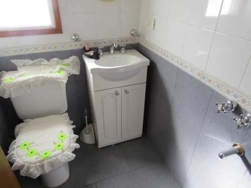 Imagen 21 de 21 de Casa En Alquiler- Zona Golf- 4 Ambientes + Dependencia-garage-2023