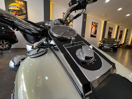 Imagem 11 de 15 de Harley Davidson- Softail Deluxe * Raridade*(ed)