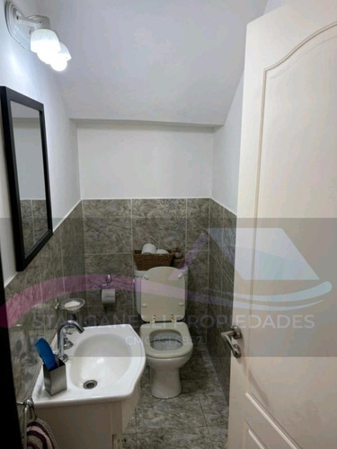 Imagen 9 de 17 de Hermosa Casa 3 Amb Barrio La Cuesta