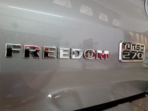 Imagem 12 de 13 de Fiat Toro Nova Freedom Turbo