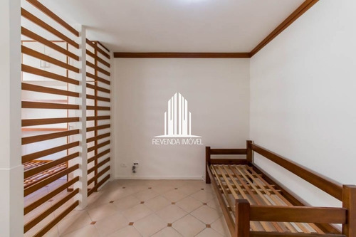 Imagem 8 de 15 de Studio Semi Mobiliado 33m² Com Vaga - Moema - Lo4440