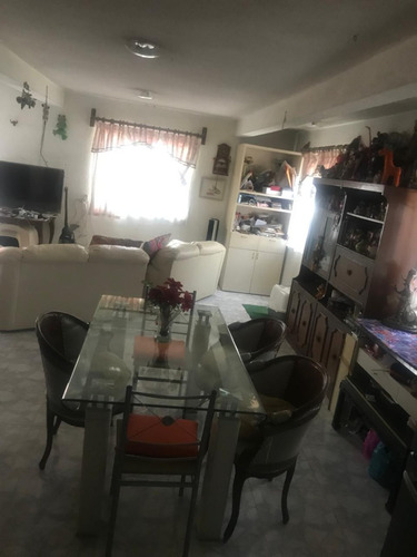 Casa En Venta En Loma Bonita, Ojo De Agua Tecamac Edo Mex Sup 202 M2