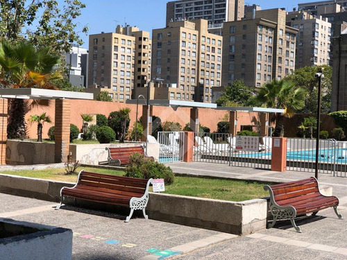 Departamento En Venta De 1 Dorm. En Santiago